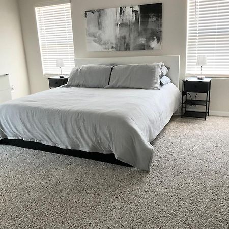 Townhome Vacay In ウェスレイ・チャペル エクステリア 写真