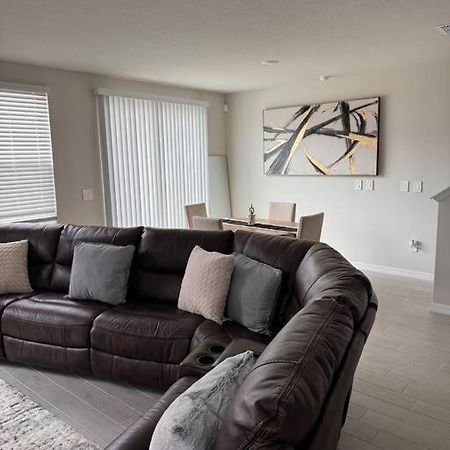 Townhome Vacay In ウェスレイ・チャペル エクステリア 写真